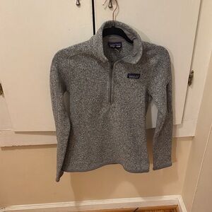 Patagonia small Heather Gray Fleece Pullover